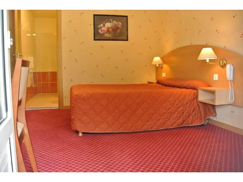 Hotel Le Val Moret Magnant 외부 사진