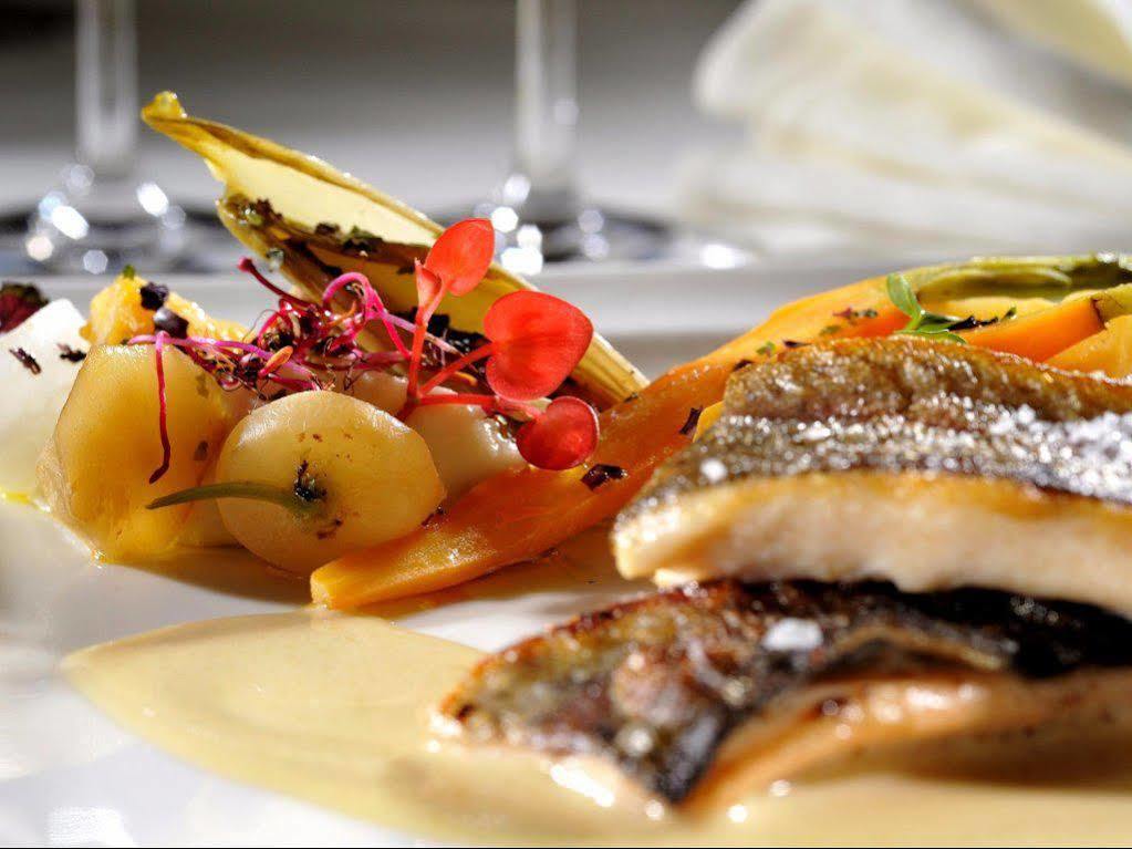 Hotel Le Val Moret Magnant 외부 사진